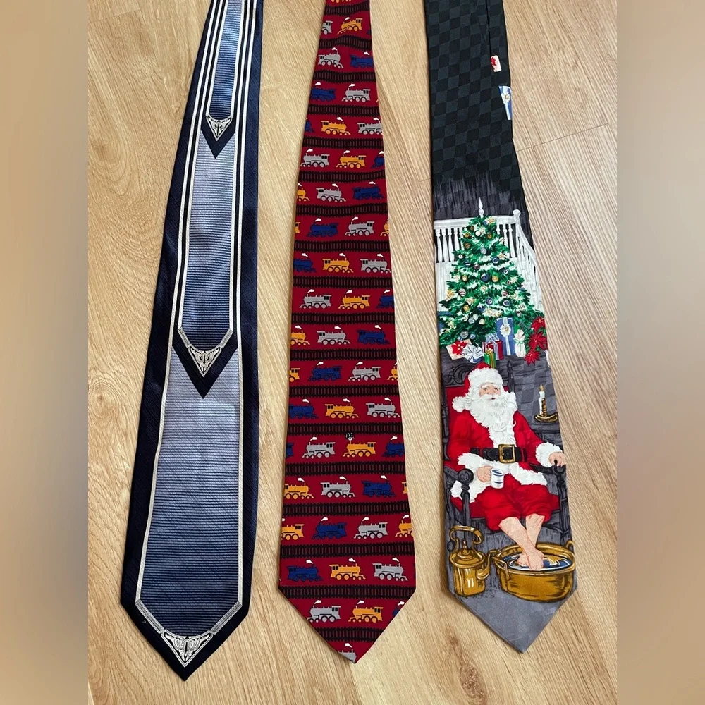 Bundle lot of 3 men’s ties silk vintage tie Vicky Davis trains Hallmark Santa